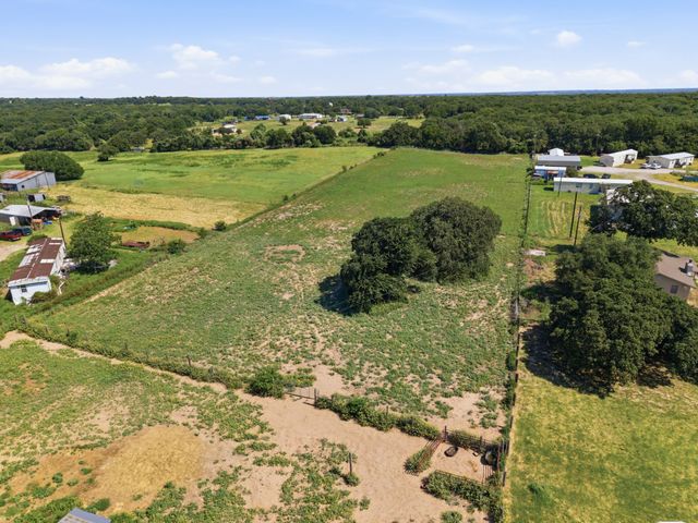 139 Private Road 4902, Azle, TX 76020
