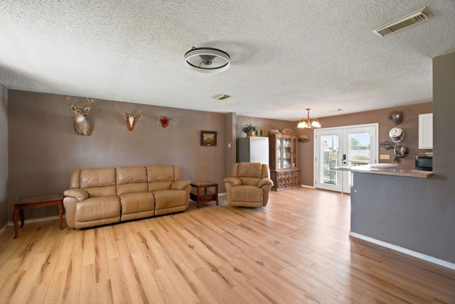 139 Private Road 4902, Azle, TX 76020