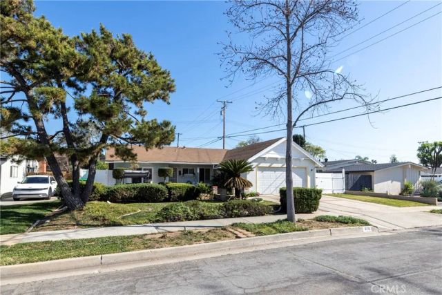 610 N Colfax, La Habra, CA 90631