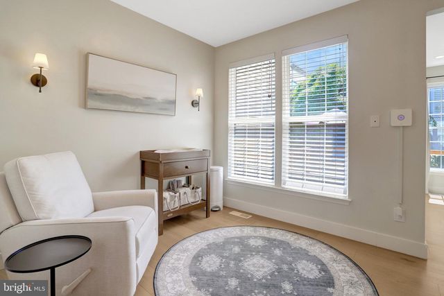 7837 DOGUE INDIAN CIR, Lorton, VA 22079