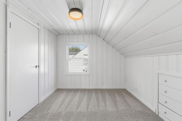 228 S Ashburton Road, Columbus, OH 43213