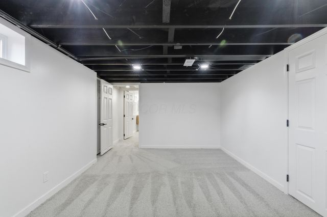 228 S Ashburton Road, Columbus, OH 43213