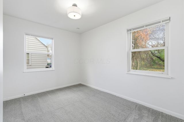 228 S Ashburton Road, Columbus, OH 43213