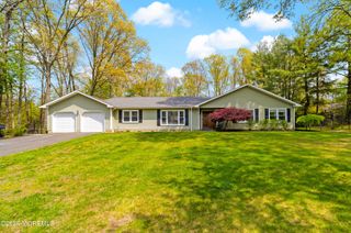 7 Michelle Street, Monroe, NJ 08831