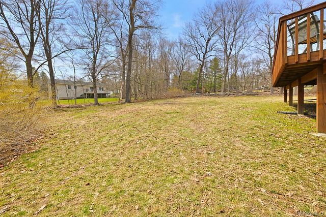 160 E Willow Tree Road, Spring Valley, NY 10977