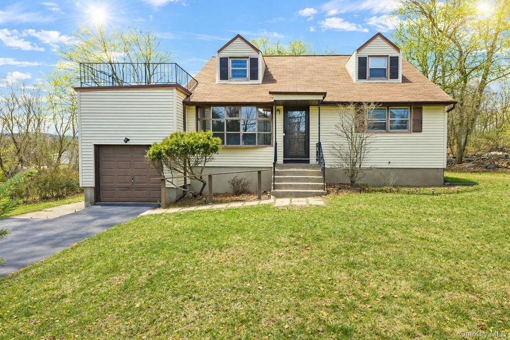 160 E Willow Tree Road, Spring Valley, NY 10977
