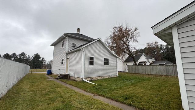 108 W 3RD STREET, Merrill, WI 54452