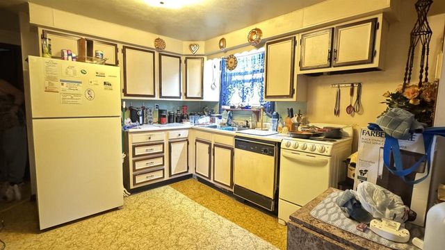 108 W 3RD STREET, Merrill, WI 54452