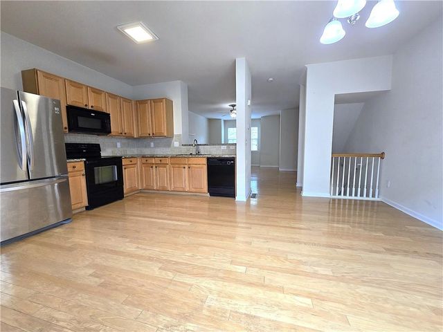 2104 Meadow Peak Road, Duluth, GA 30097