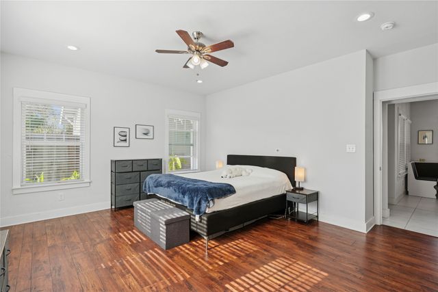 2844 S Adams Street, Fort Worth, TX 76110
