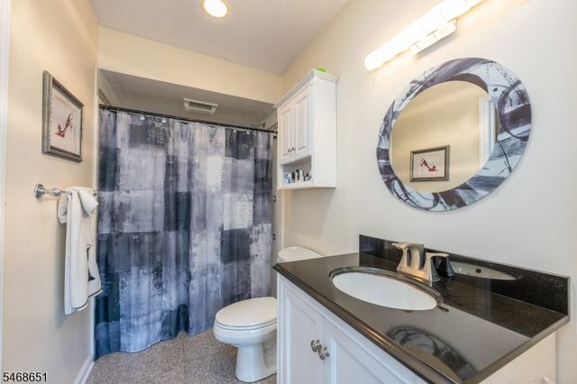 4 Fairmount Rd, Mount Olive Twp., NJ 07836