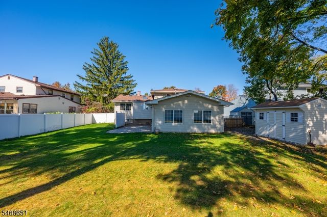 4 Fairmount Rd, Mount Olive Twp., NJ 07836
