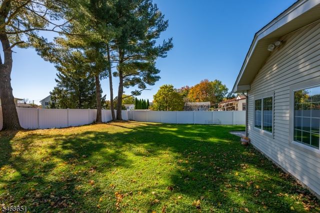 4 Fairmount Rd, Mount Olive Twp., NJ 07836