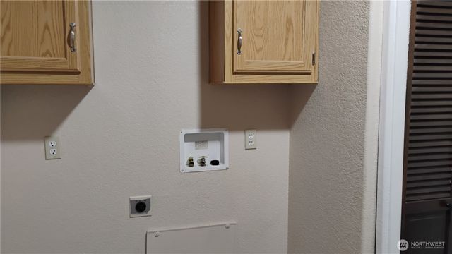 150 E Kingston Way, Shelton, WA 98584