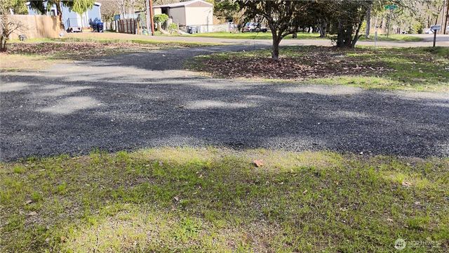 150 E Kingston Way, Shelton, WA 98584