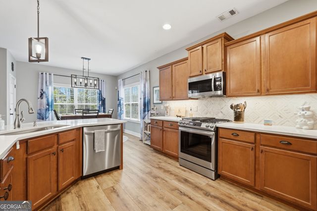 423 CRESTMONT, Canton, GA 30114