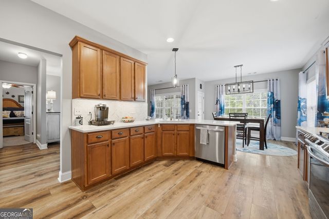 423 CRESTMONT, Canton, GA 30114