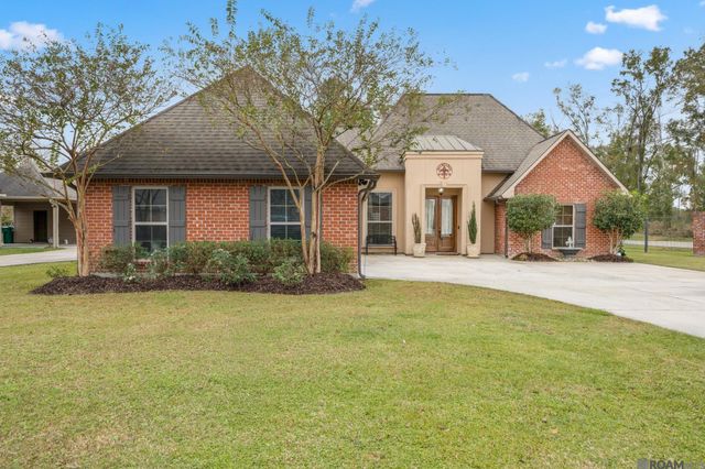 10210 Indian Creek Dr, Denham Springs, LA 70726