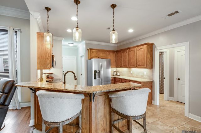10210 Indian Creek Dr, Denham Springs, LA 70726