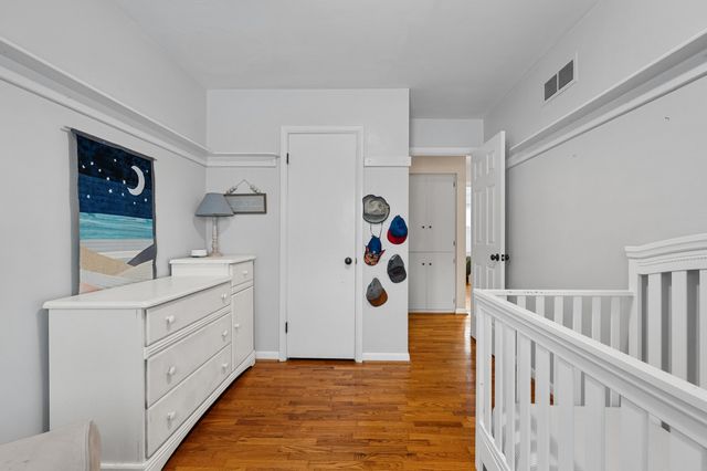 232 Glenview Avenue, Paw Paw, MI 49079