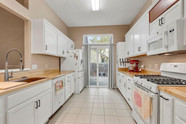 608 Pomegranate PASS, Cedar Park, TX 78613