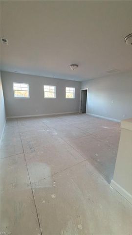 1004 Gadsby LN, Williamsburg, VA 23185