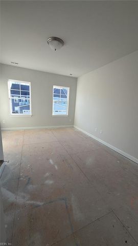 1004 Gadsby LN, Williamsburg, VA 23185