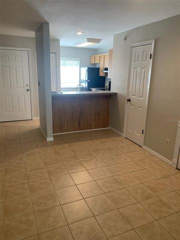 6206 SW 8TH LANE, Gainesville, FL 32607