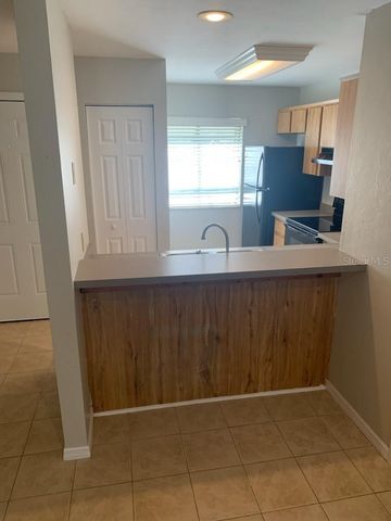 6206 SW 8TH LANE, Gainesville, FL 32607