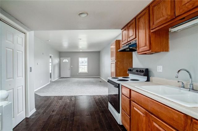 903 Walnut Street, Osawatomie, KS 66064