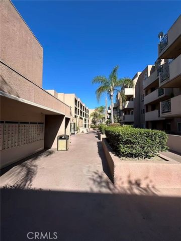 450 E 4th 309, Santa Ana, CA 92701