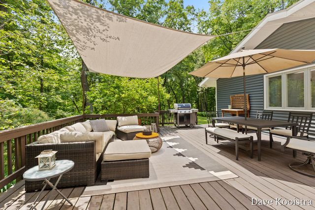 2480 Burton Woods Court Se, Cascade Twp, MI 49546