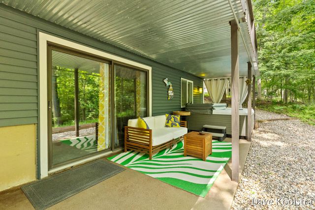 2480 Burton Woods Court Se, Cascade Twp, MI 49546