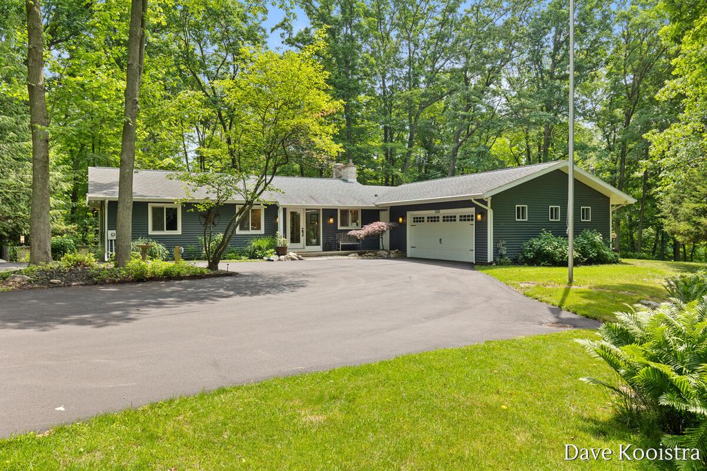 2480 Burton Woods Court Se, Cascade Twp, MI 49546