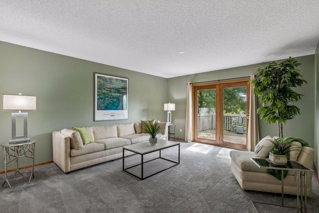 15549 Michele Lane, Eden Prairie, MN 55346
