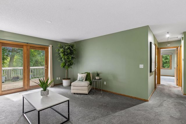 15549 Michele Lane, Eden Prairie, MN 55346