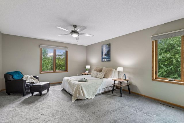 15549 Michele Lane, Eden Prairie, MN 55346