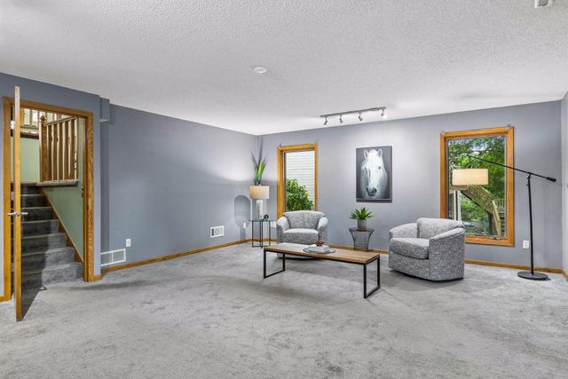15549 Michele Lane, Eden Prairie, MN 55346