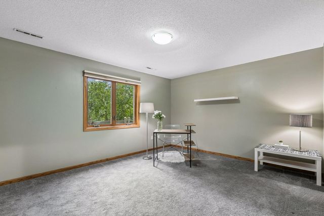 15549 Michele Lane, Eden Prairie, MN 55346