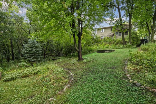 15549 Michele Lane, Eden Prairie, MN 55346