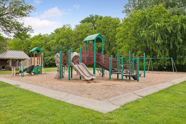15549 Michele Lane, Eden Prairie, MN 55346