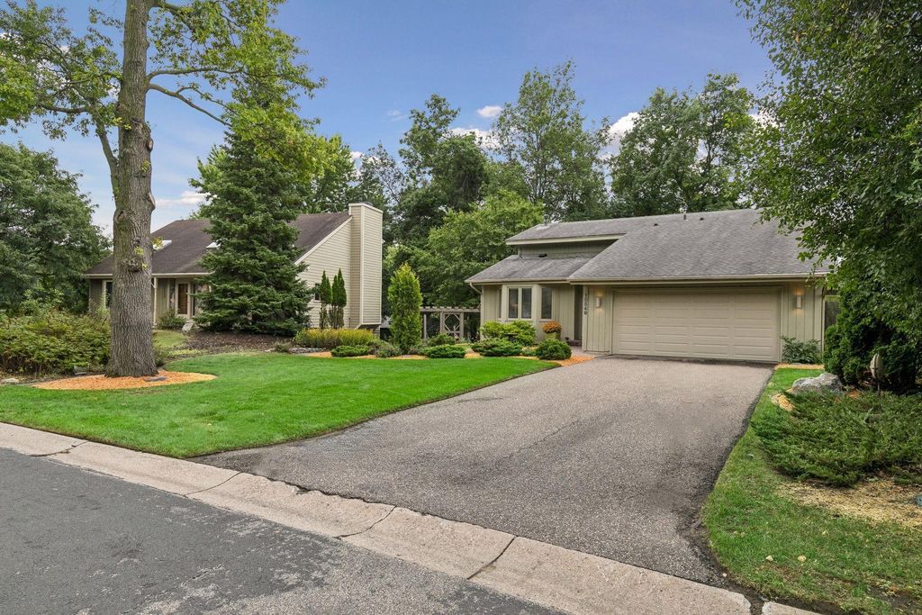 15549 Michele Lane, Eden Prairie, MN 55346 — photo 2