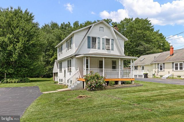 2061 PLEASANT VALLEY RD, Newark, DE 19702