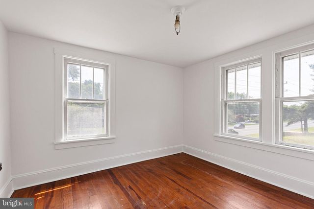 2061 PLEASANT VALLEY RD, Newark, DE 19702