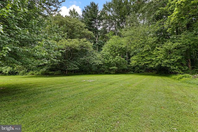 2061 PLEASANT VALLEY RD, Newark, DE 19702