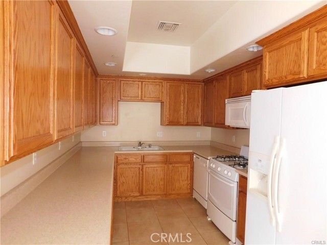 1781 E Forest Lane, San Bernardino, CA 92404