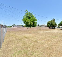343 N Delno Avenue, Fresno, CA 93706