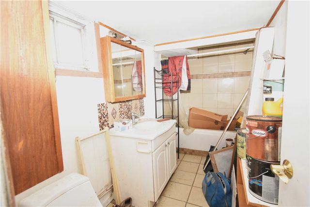 1633 New York Avenue, Port Vue, PA 15133