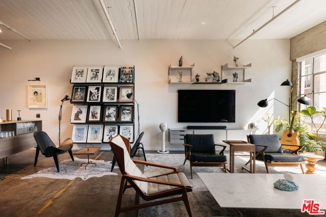 1855 Industrial Street 307, Los Angeles, CA 90021