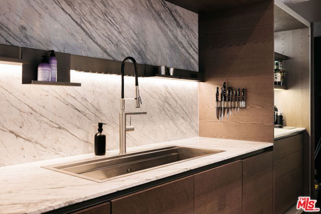 1855 Industrial Street 307, Los Angeles, CA 90021